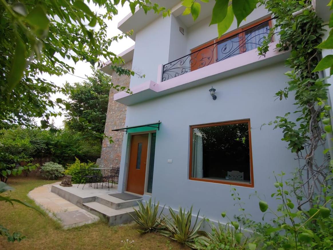 A Dog'S Story, Jaipur Bed & Breakfast エクステリア 写真